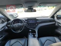 تۆیۆتا کامری